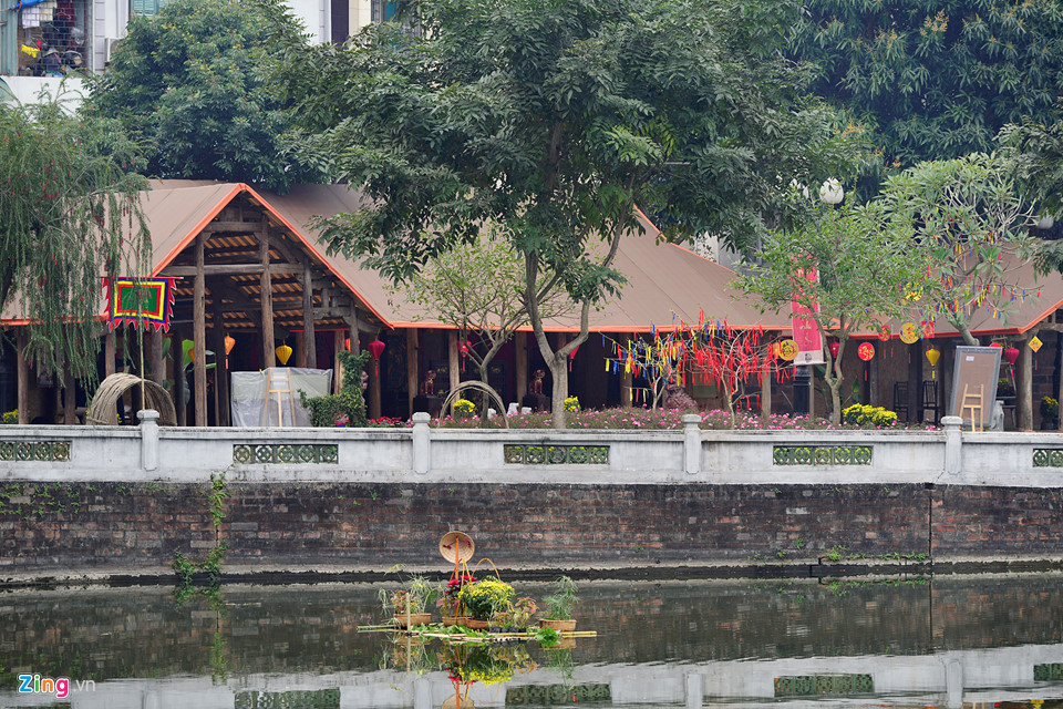 Diện mạo khác lạ ở Văn Miếu trước Tết